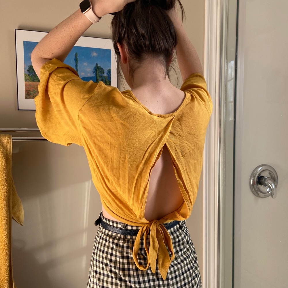 Pull&Bear Open-Back Crepe Crop Top– Size Small - Picture 8 of 9